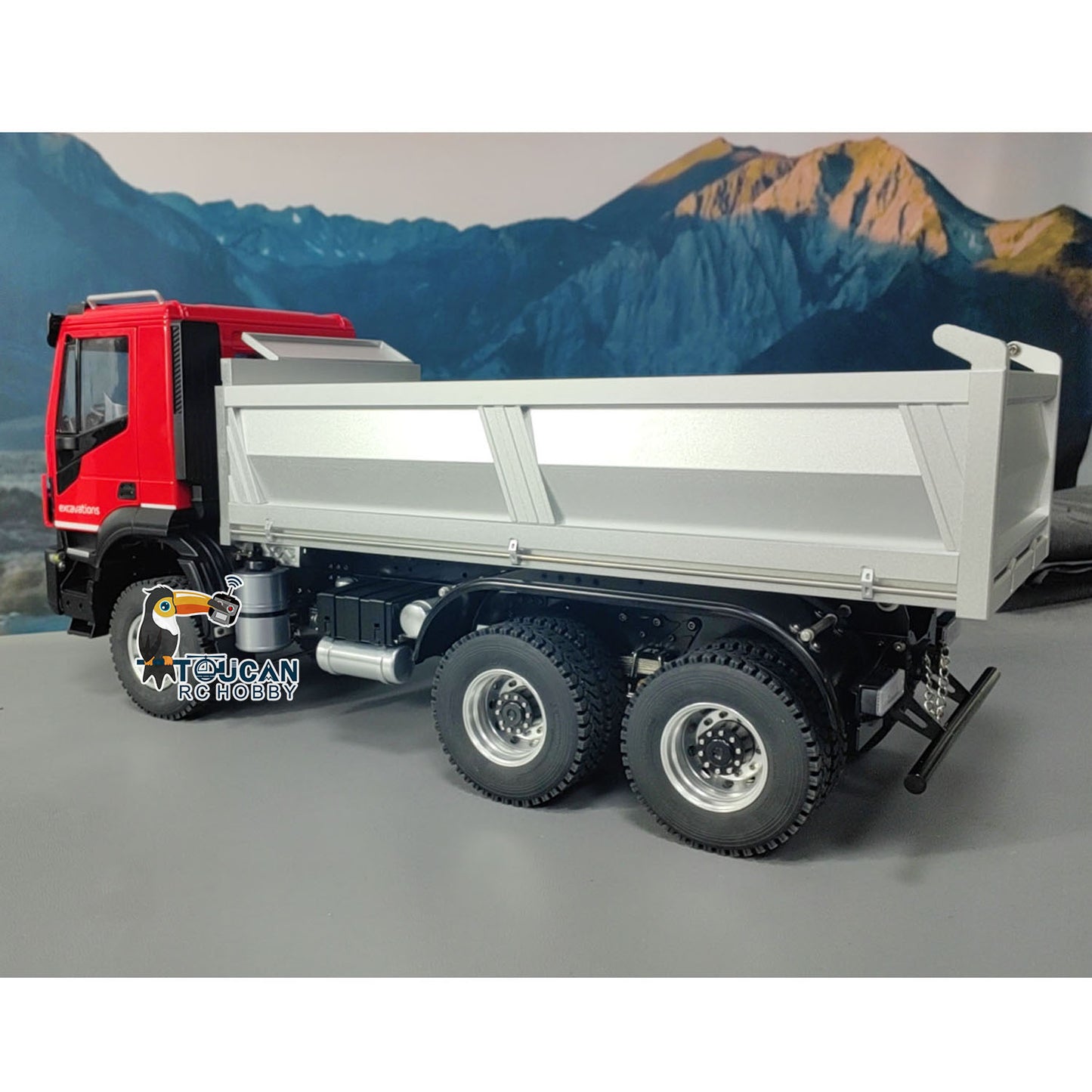 1/14 Hydraulic RC Dump Truck 6x6 Remote Control Tipper Car PNP Model LED Light 2-speed Gearbox Assembled and Painted FlySky I6S