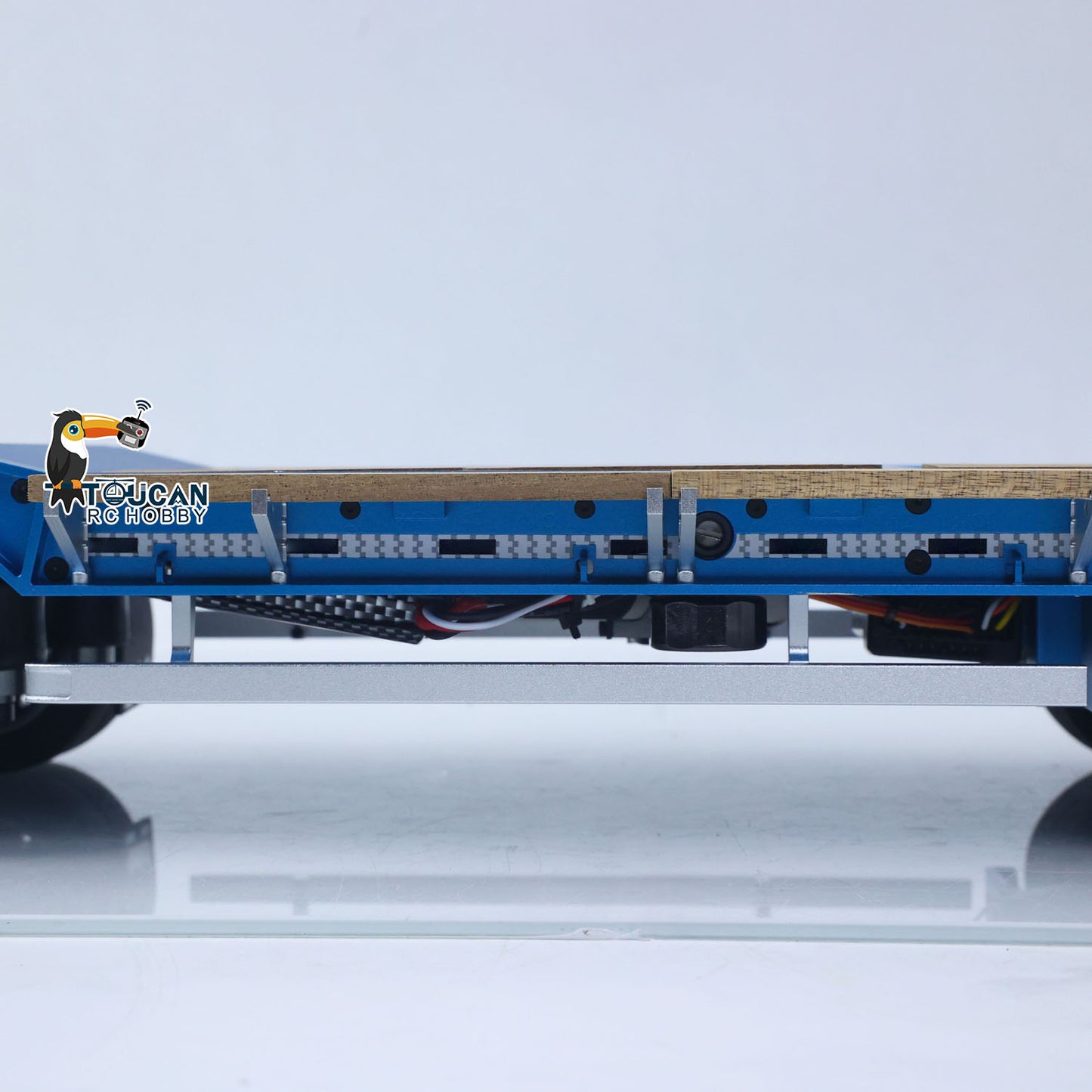 CUT 1/14 4-Axles RC Low Flatbed Trailer Side Detail Air Suspension and Axle Assembly