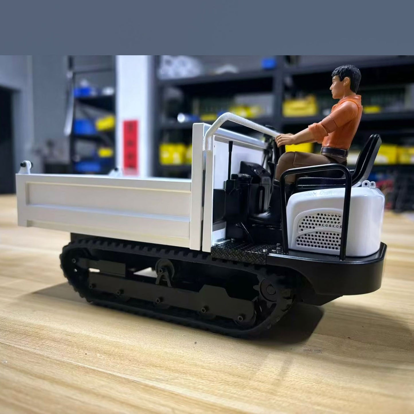 Metal 1/14 Remote Control Hydraulic Crawler Dump Truck RC Tipper Model Engineering Vehicle Light Sound Effect Constraction Car Flysky Radio