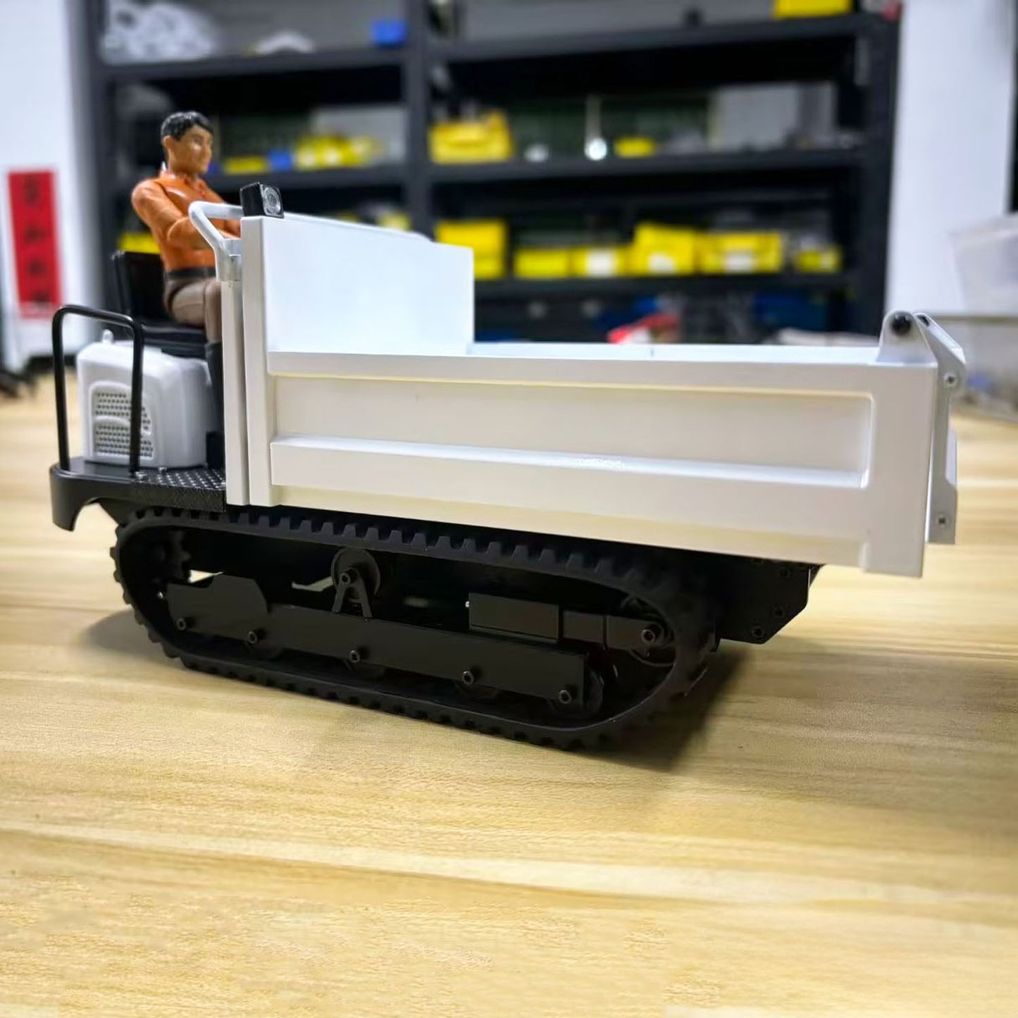 Metal 1/14 Remote Control Hydraulic Crawler Dump Truck RC Tipper Model Engineering Vehicle Light Sound Effect Constraction Car Flysky Radio