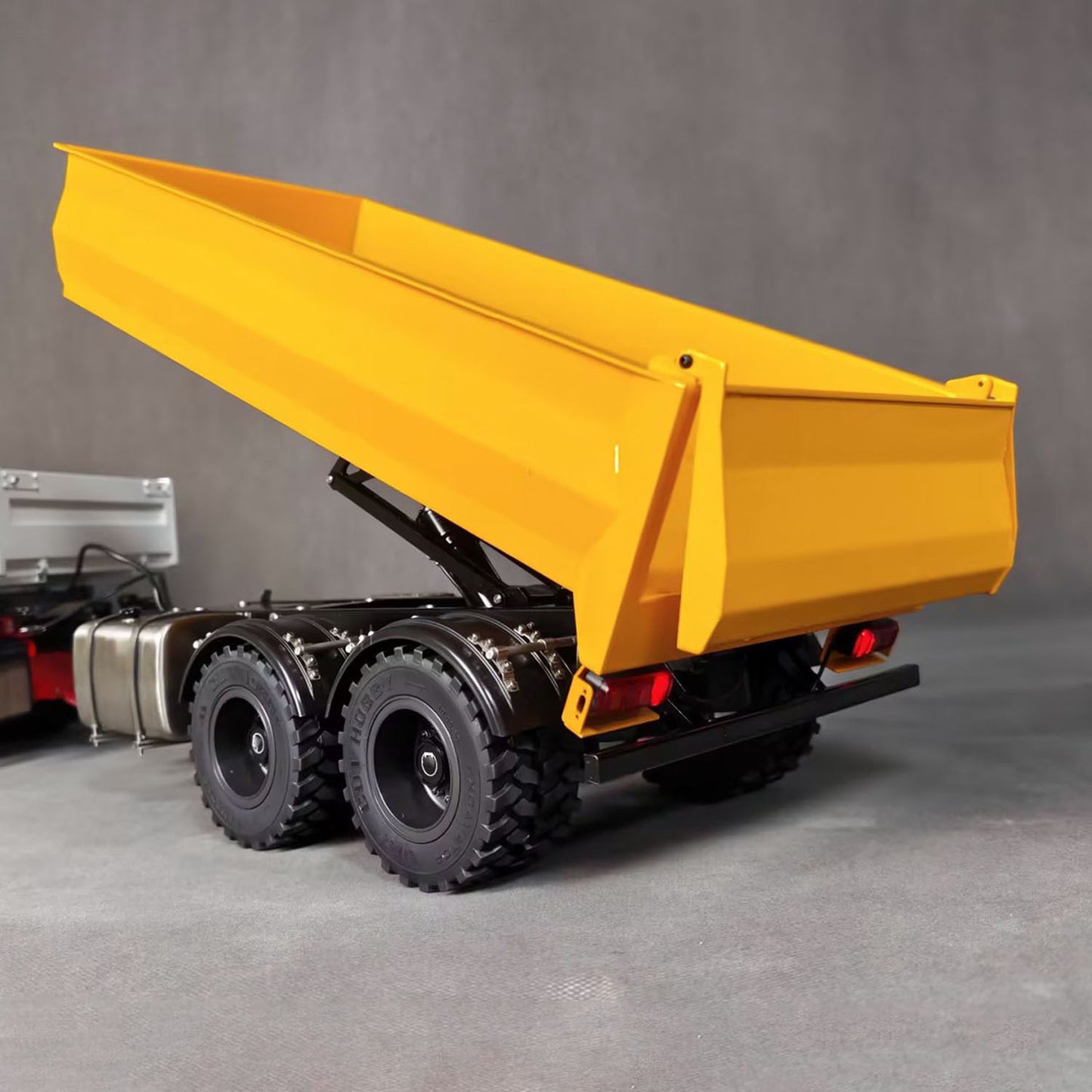 2 Axles 1/14 Metal Dump Trailer Manual Support Legs for 6x6 Remote Control Tractor Truck RC Lorry Hydraulic Crane 4151 AK