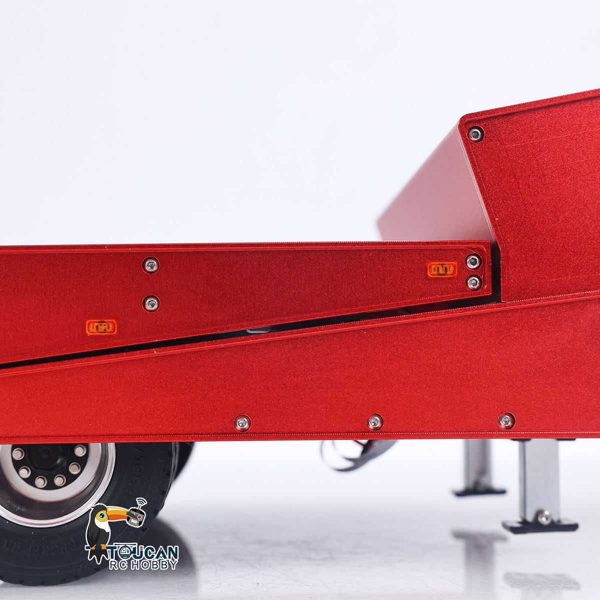 Degree DG-994 1/14 Metal 3-Axle Recovery RC Trailer electric support legs for stable loading