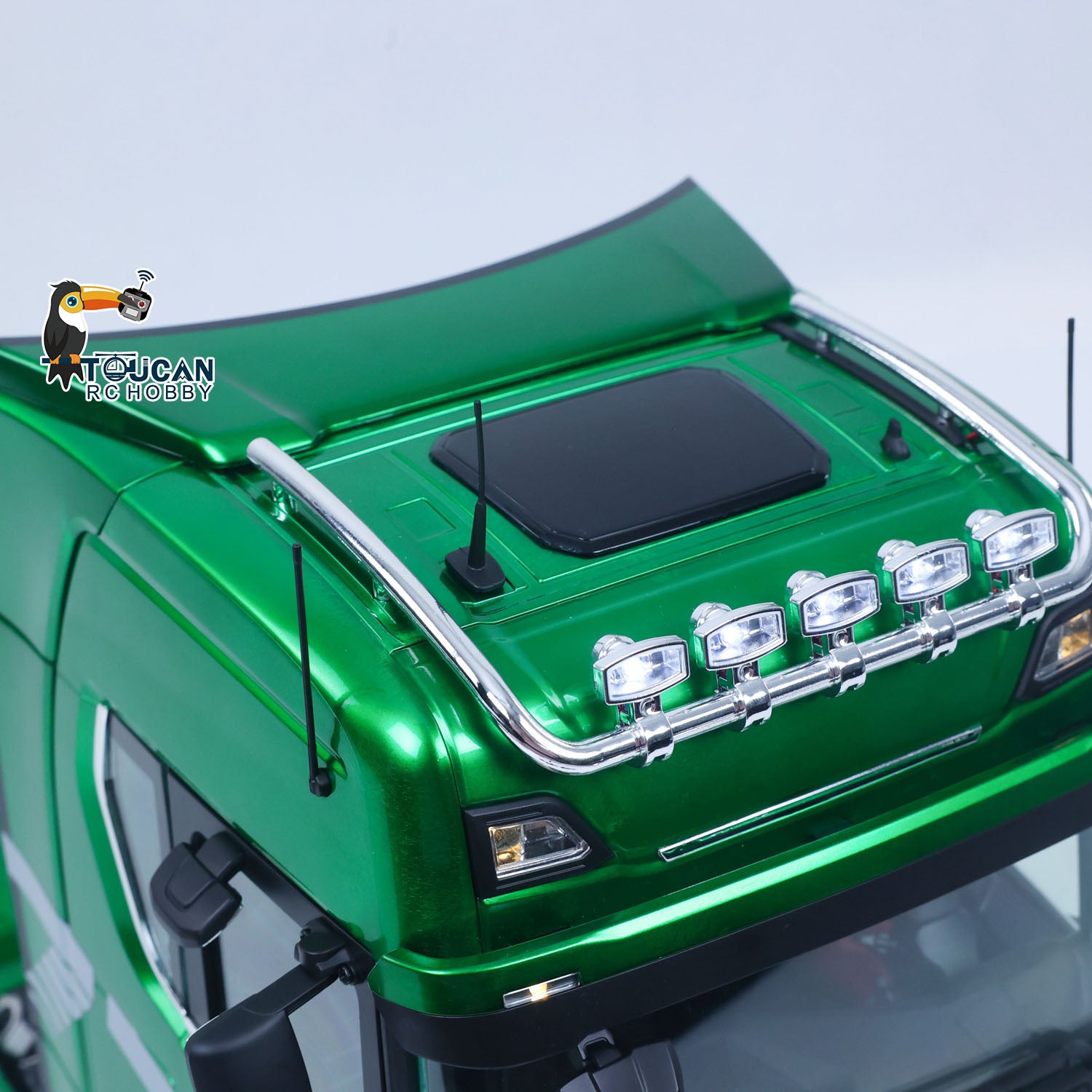 KABOLITE 770S-100 1/14 6x6 RC Tractor Truck roof detail