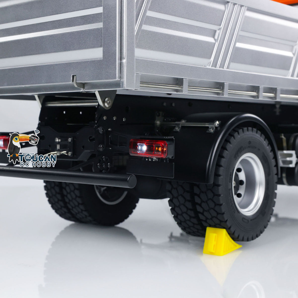 Kabolite 5701 1/14 4x4 Plastic RC Dump Truck brake and reverse light detail