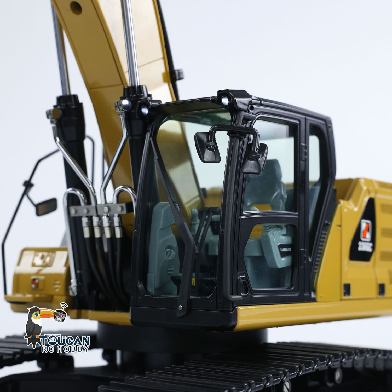 KABOLITE K961 100S PRO 1/18 Metal Hydraulic RC Crawler Excavator cab interior and operator station detail