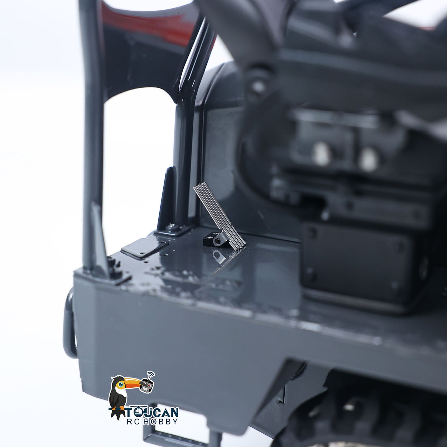 LESU KC300HR-5 1/14 Metal Hydraulic RC Tracked Dump Truck detailed body and hydraulic components