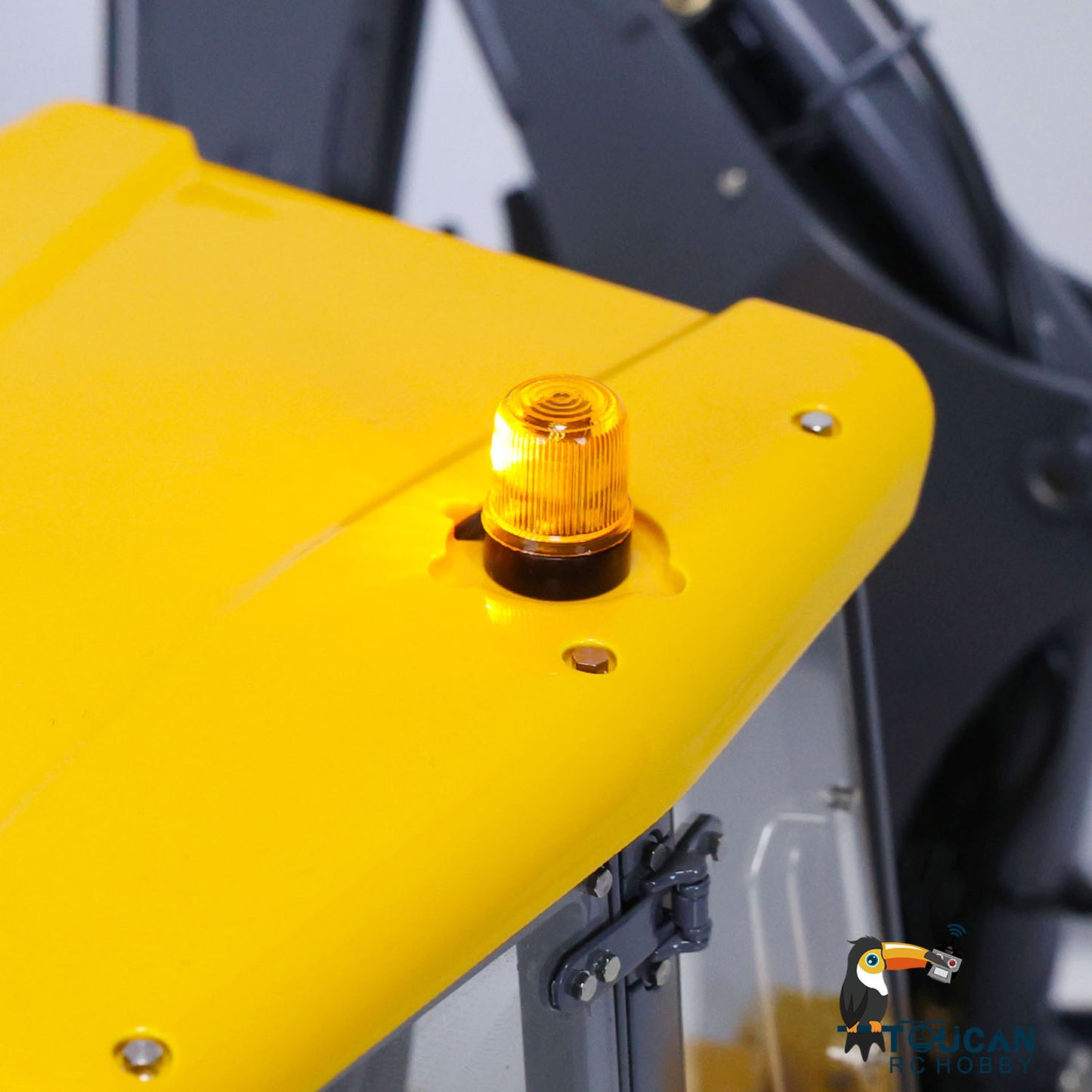 LESU BL71 A0010 1/14 Metal Hydraulic RC Backhoe Loader rotating roof warning light detail