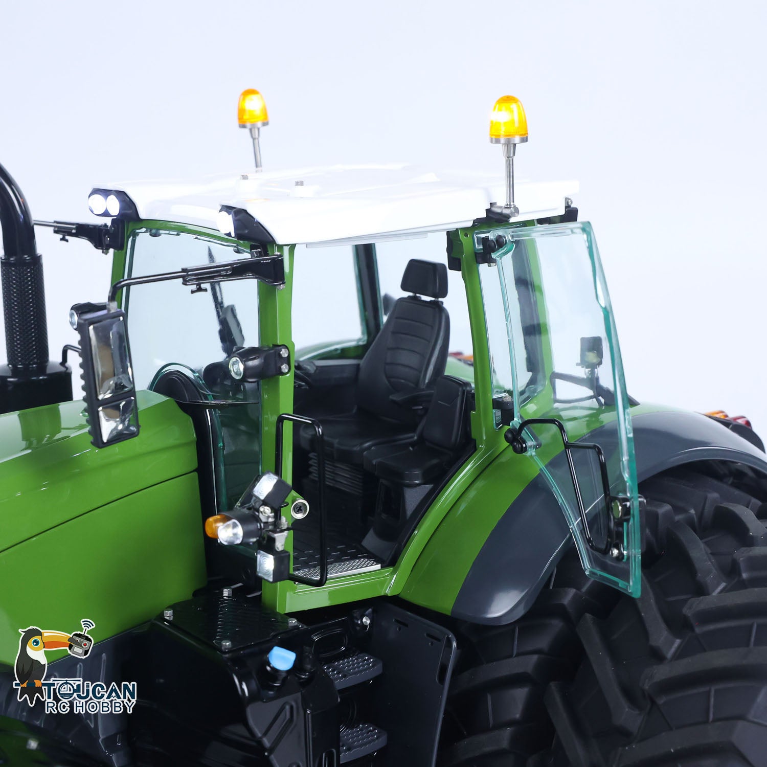 LESU A0018 AOUE 1050 1/14 Metal Hydraulic RC Tractor cab detail with realistic interior design