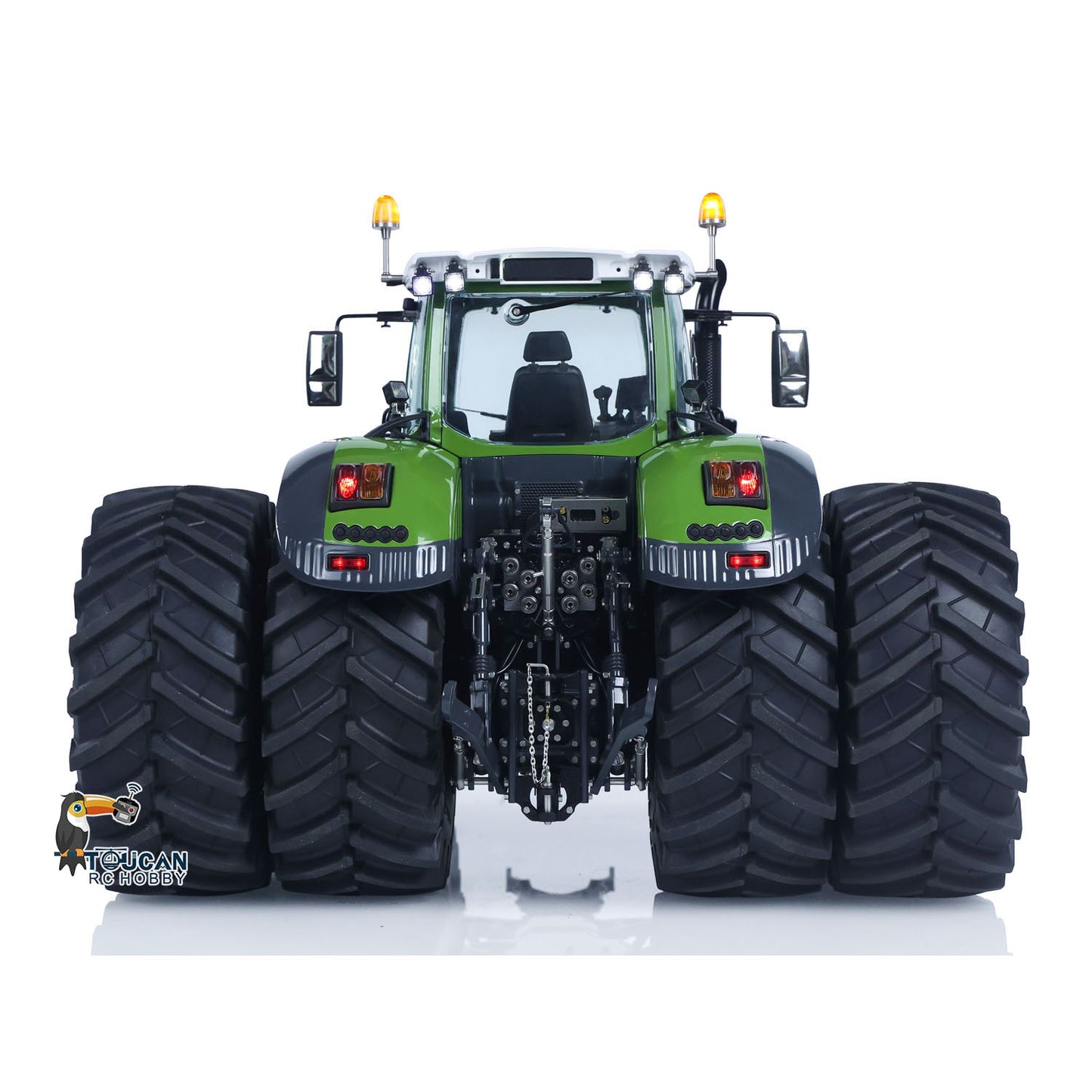 LESU A0018 AOUE 1050 1/14 Metal Hydraulic RC Tractor rear detail with hydraulic lifting hooks