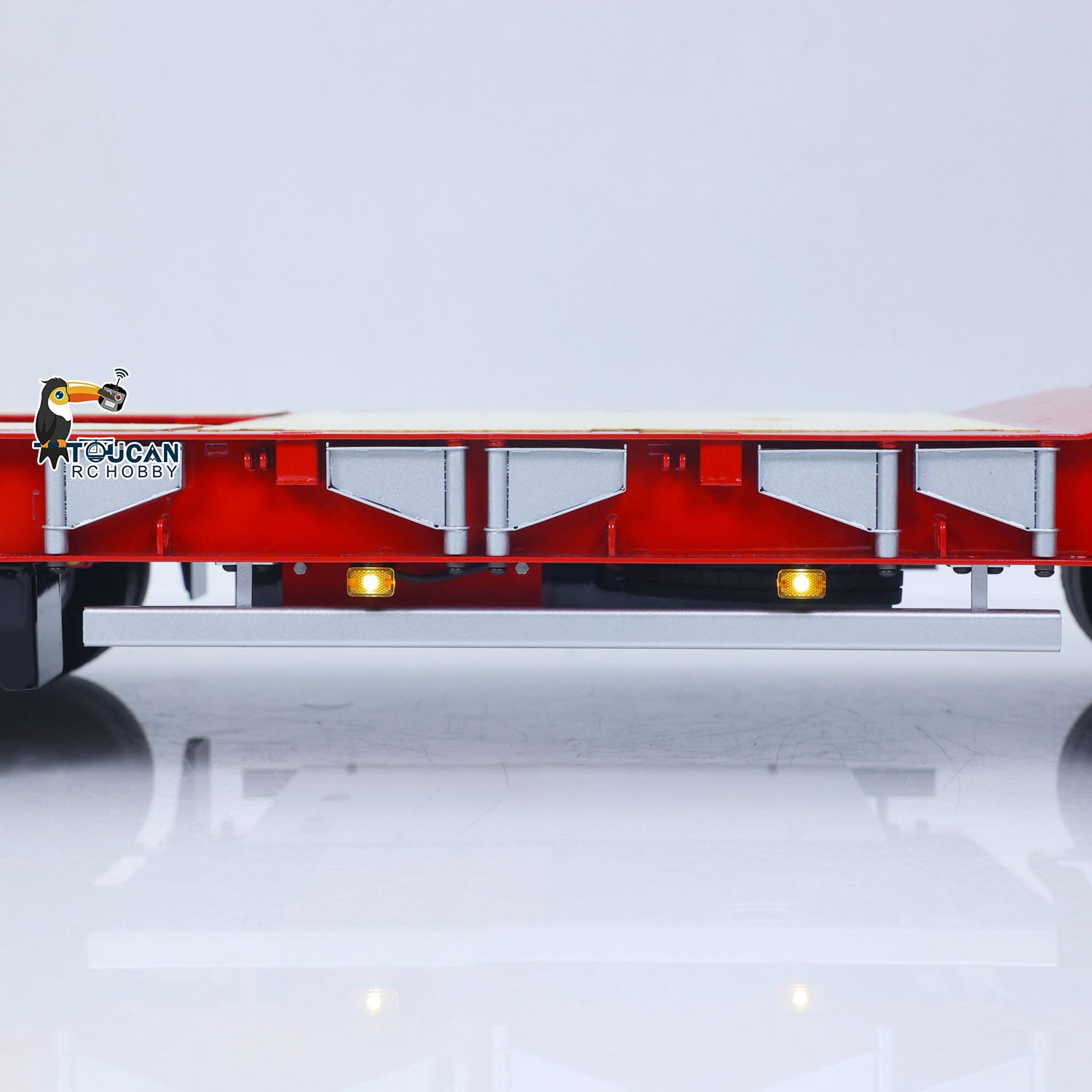 LESU A0049 1/14 Metal Hydraulic Tailboard Trailer side marker light detail