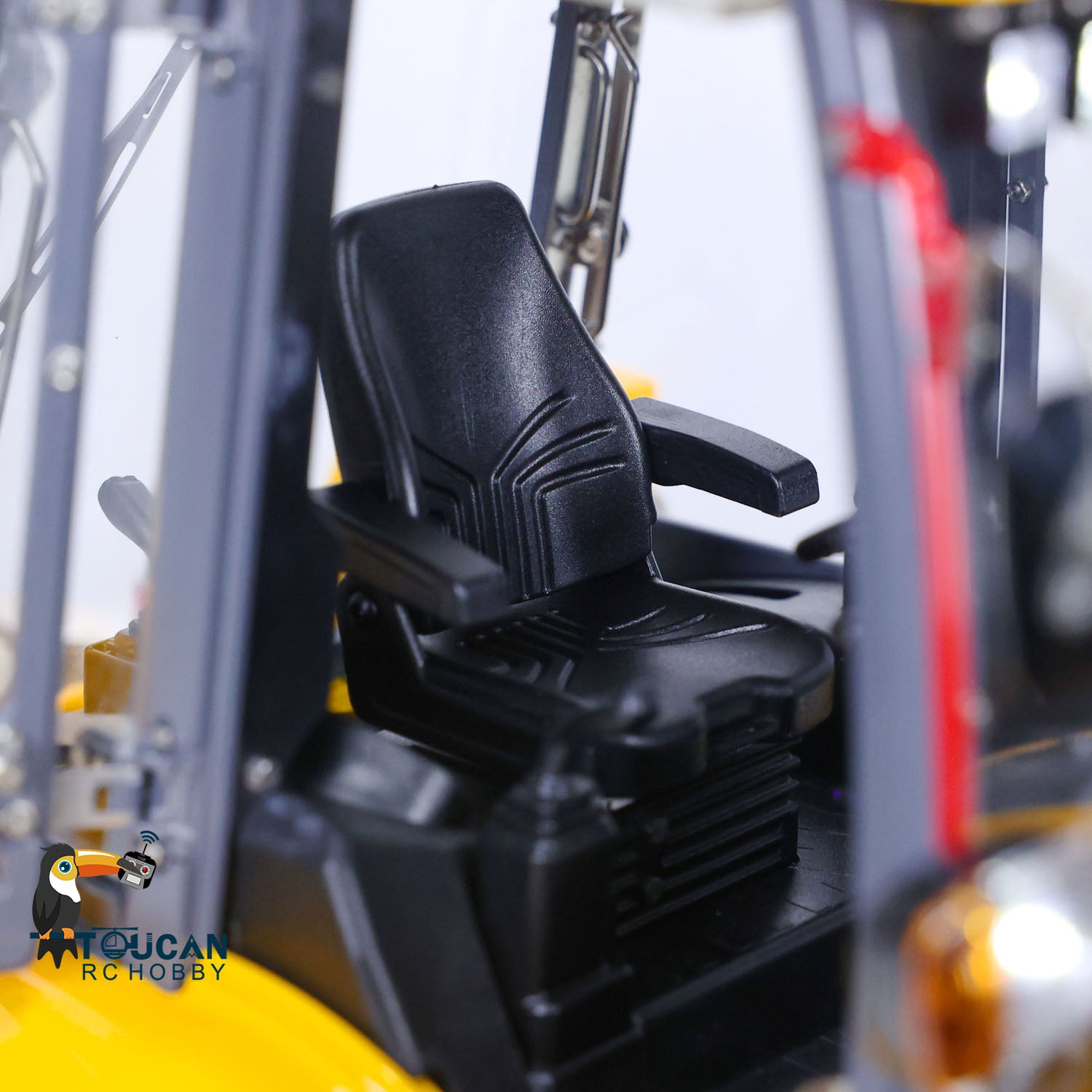 LESU BL71 A0010 1/14 Metal Hydraulic RC Backhoe Loader rotating cab seat detail