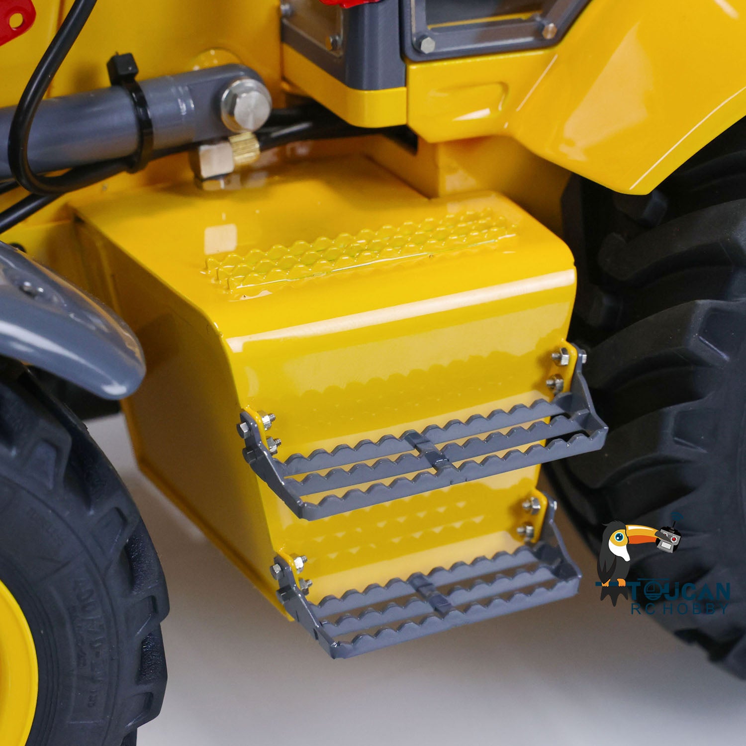 LESU BL71 A0010 1/14 Metal Hydraulic RC Backhoe Loader access step detail