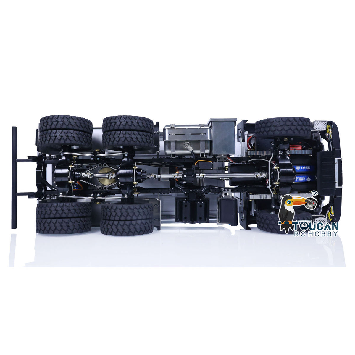 LESU Z0018 1/14 6x6 Metal RC Hydraulic Dump Truck bottom chassis detail with axles and drive components