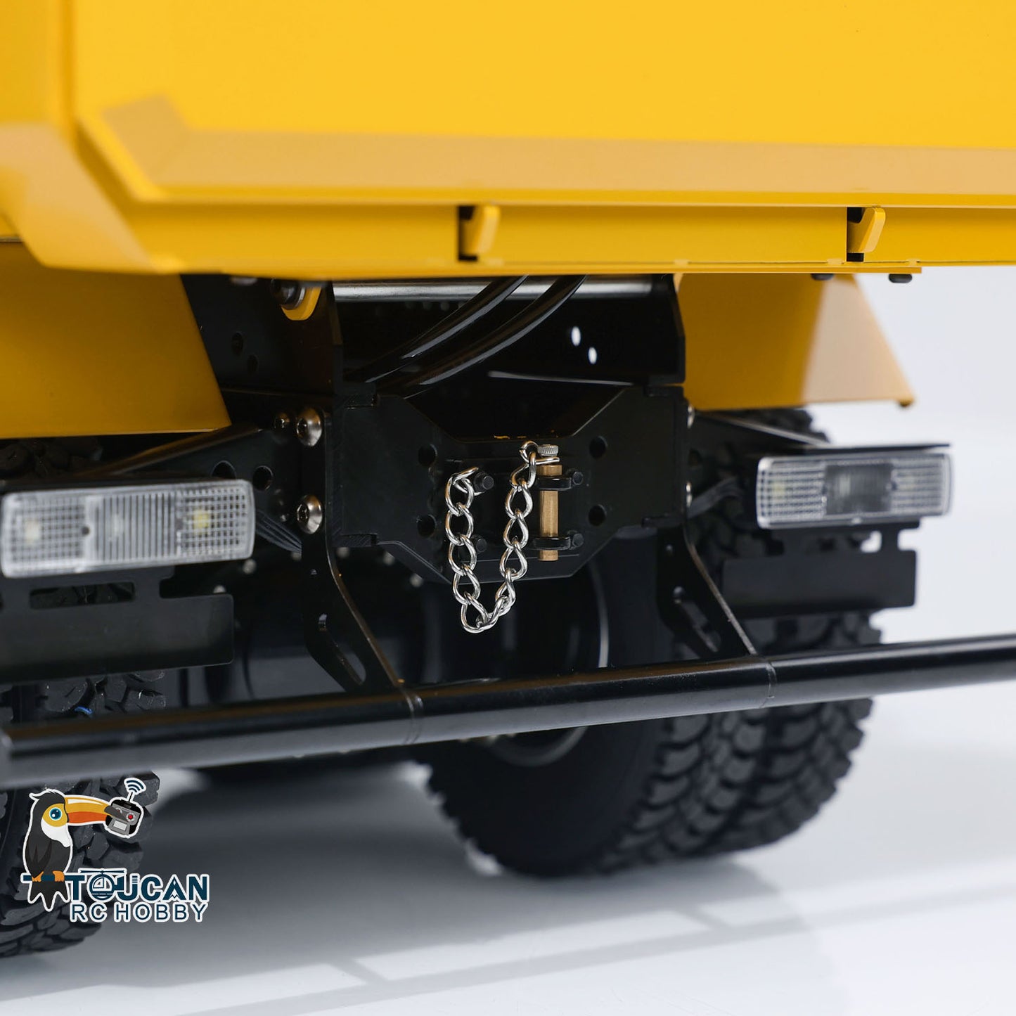 RC Hydraulic 8x8 Tipper Truck Tailgate and Rear Detail