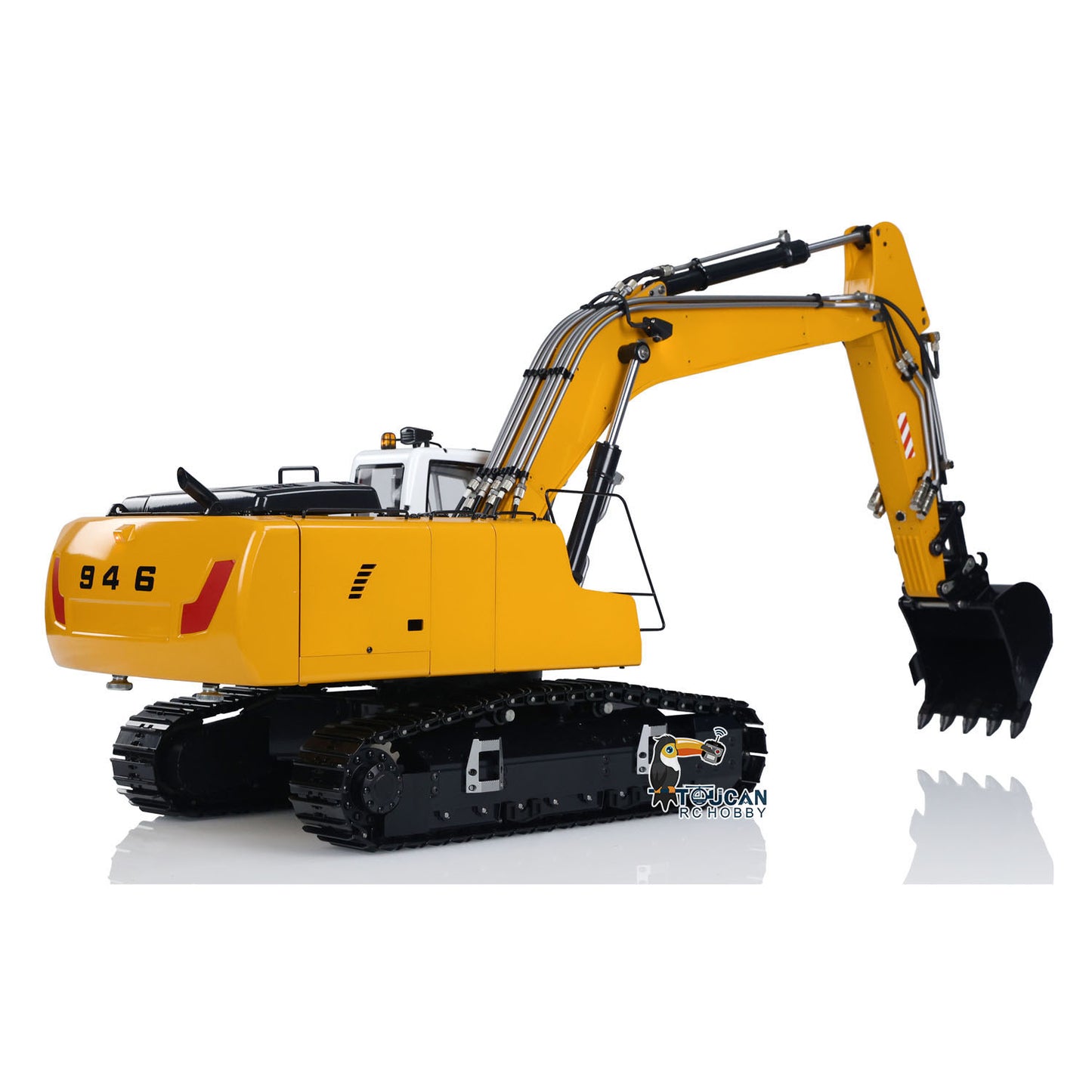 MT Model 946 1/14 Metal Hydraulic RC Tracked Excavator profile view with metal body and hydraulic components