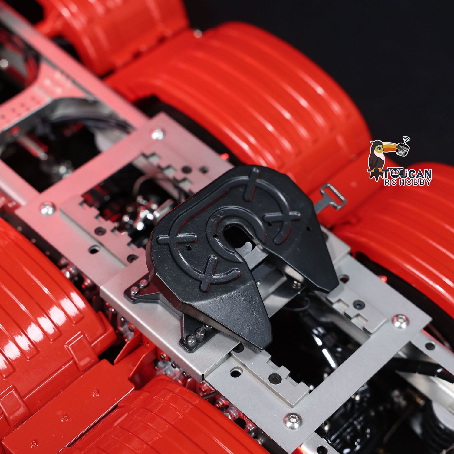 ScaleClub 770S 1/14 RC 8x8 Metal Chassis Tractor Truck fifth wheel detail