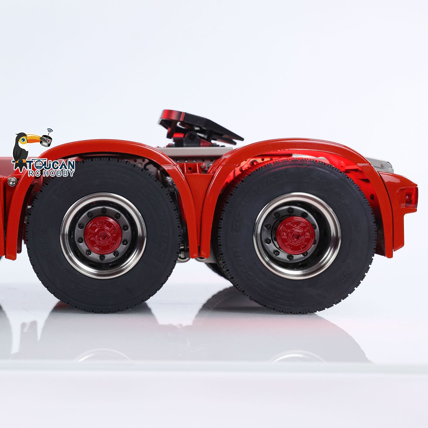 ScaleClub 770S 1/14 RC 8x8 Metal Chassis Tractor Truck wheel hub detail