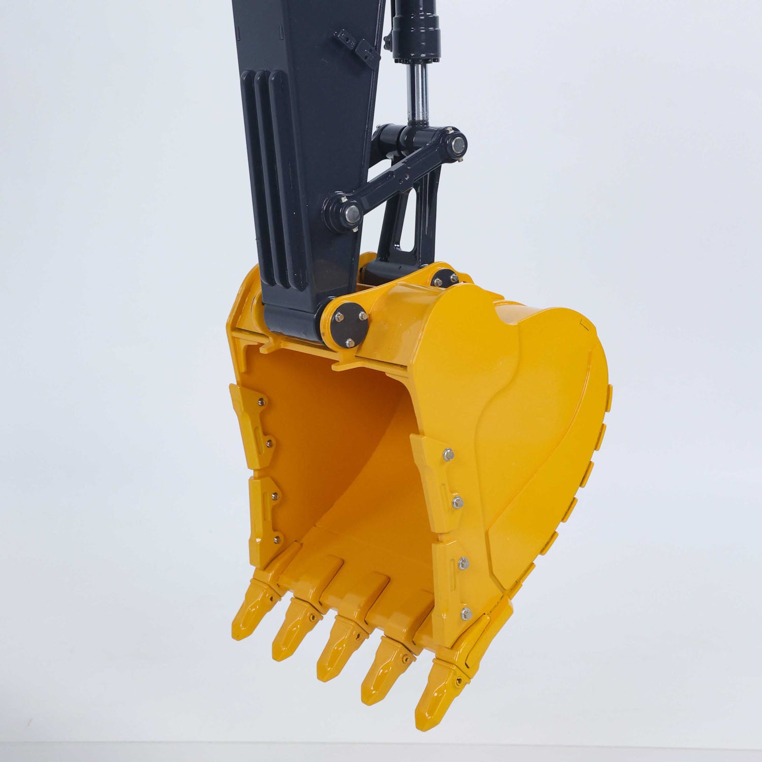 Super Frog E400 1/14 RC hydraulic excavator bucket attachment detail view