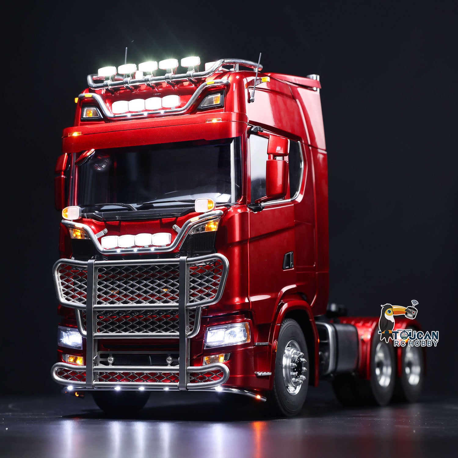TOUCAN 770S 1/14 RC 6x6 Metal Tractor Truck lighting system detail