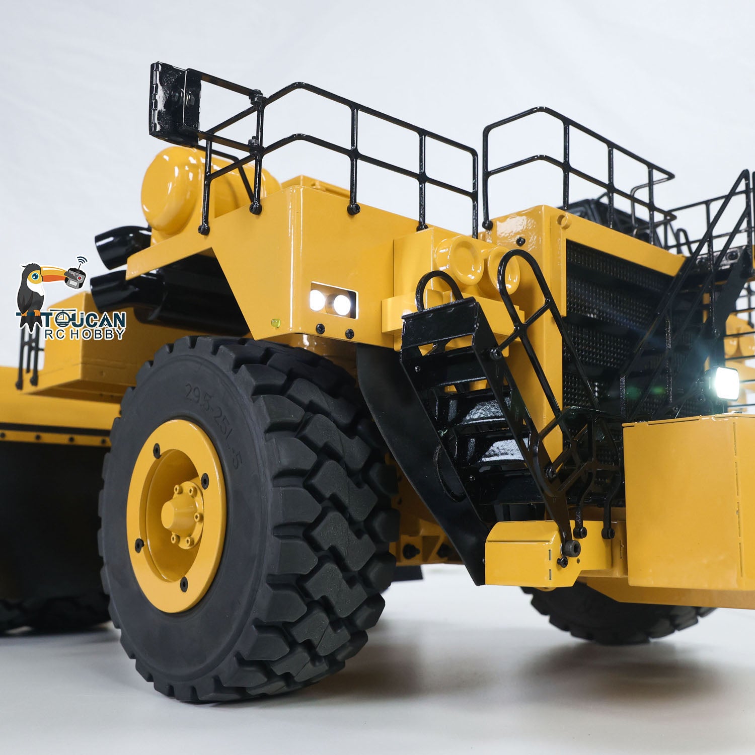 TOUCAN 1/20 RC Gooseneck Mining Trailer C739D Metal Ladder and Access Steps Side View
