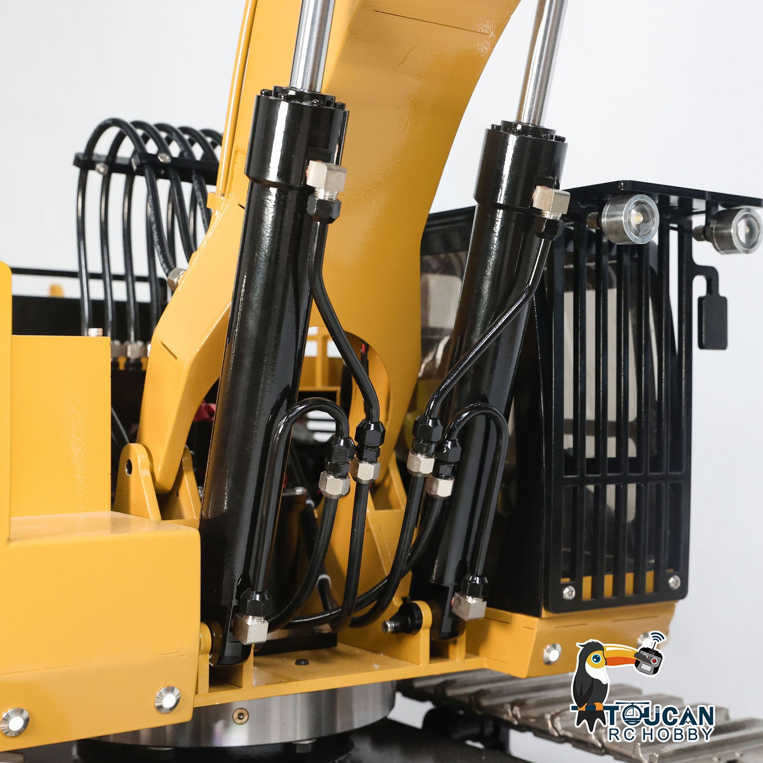 TOUCAN 385CF 1/8 Metal RC Hydraulic Crawler Excavator oil pipe and cylinder system detail