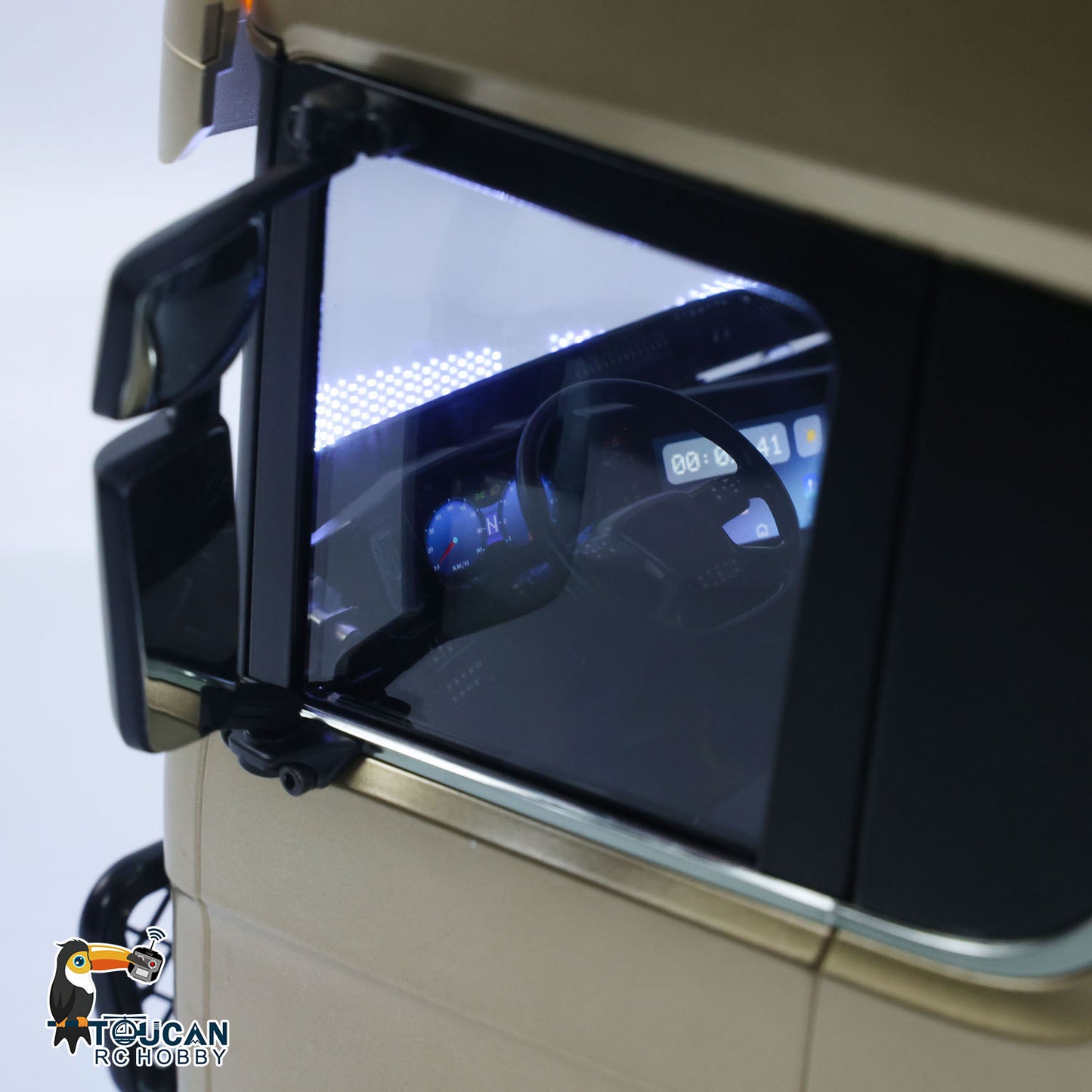 TOUCAN 56379 1/14 4x2 RC Tractor Truck cab LCD screens and center display detail