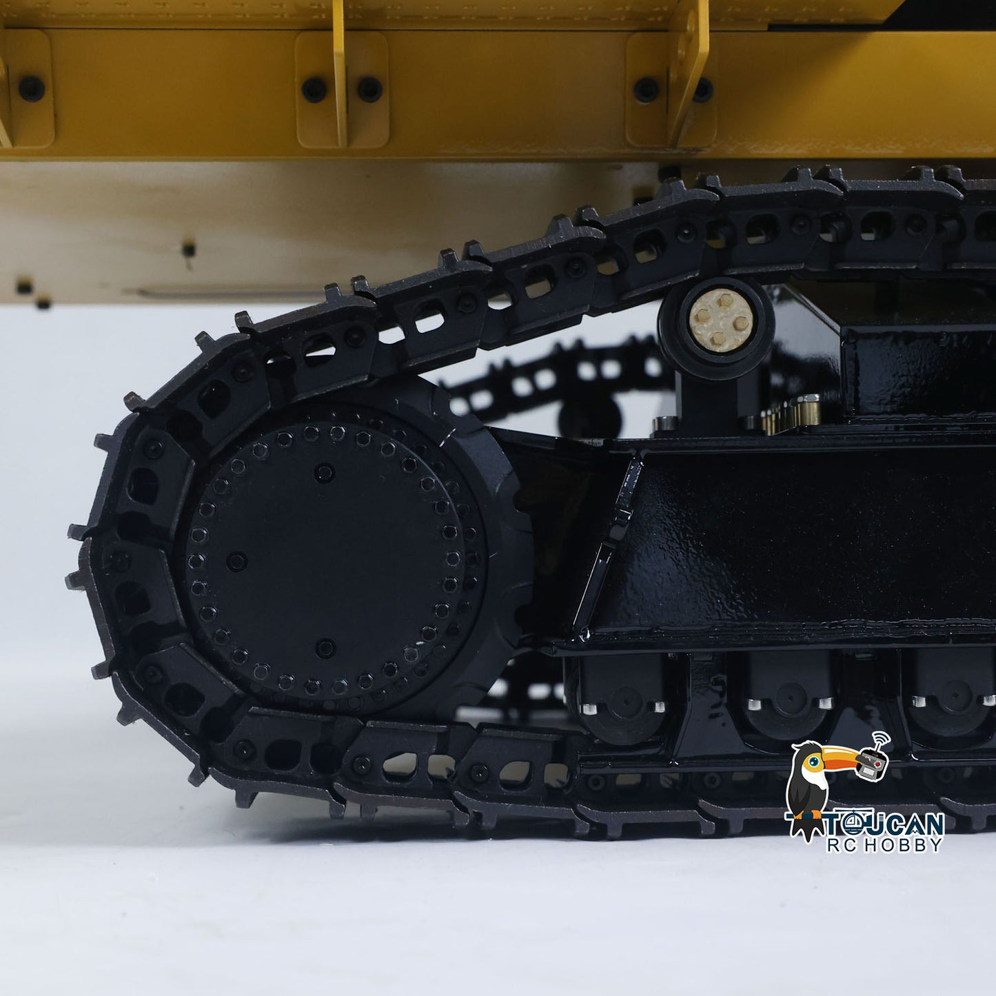 TOUCAN 6015B 1/14 Metal RC Hydraulic Excavator drive wheel detail