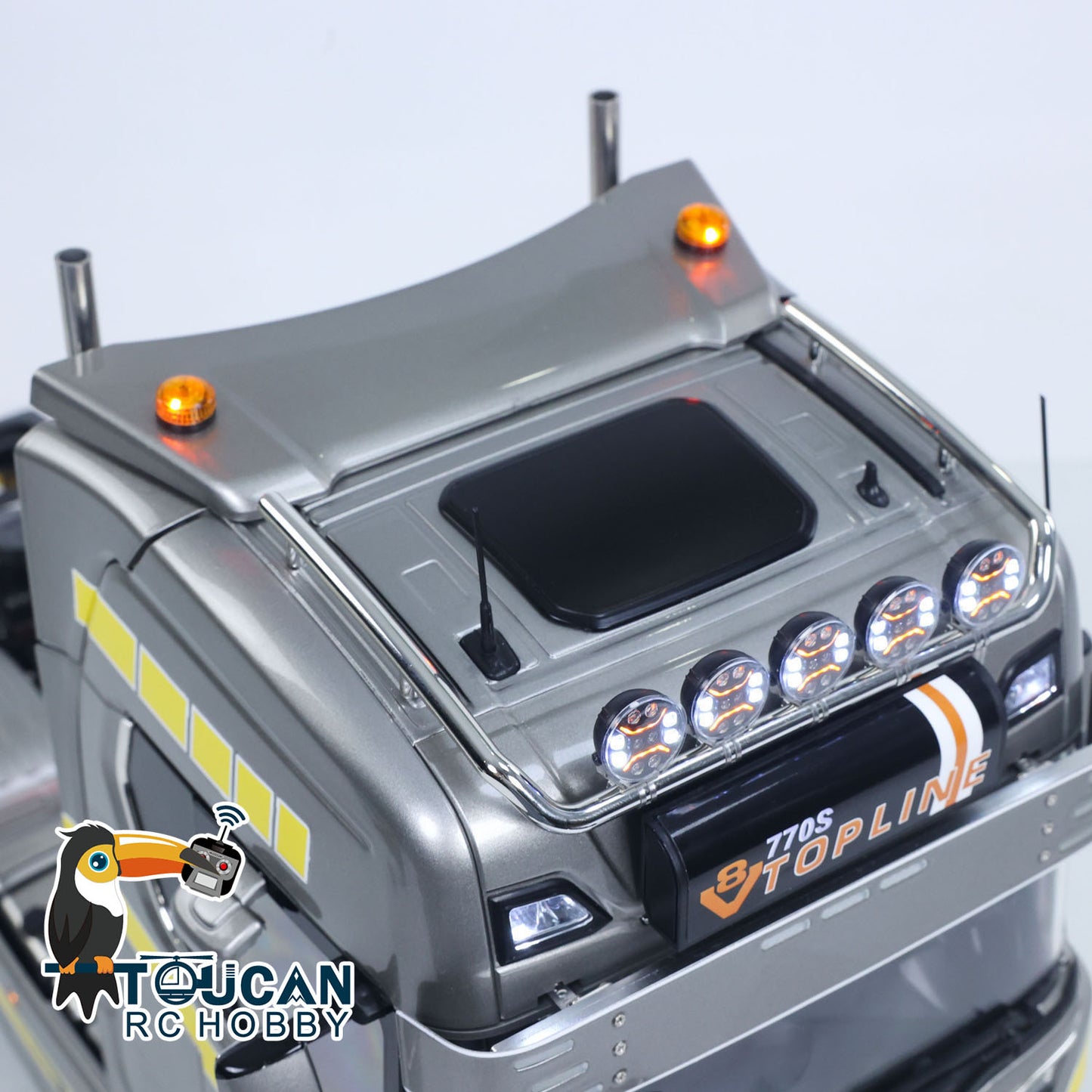 TOUCAN 770S 1/14 RC 6x6 Metal Chassis Tractor Truck cab roof detail