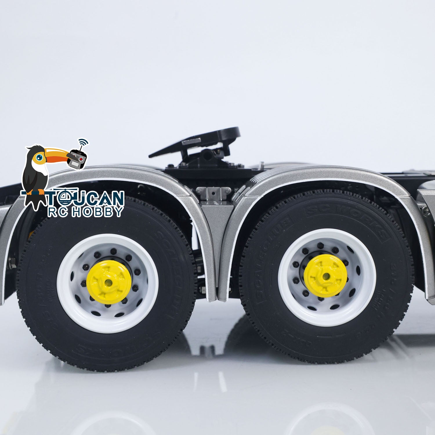 TOUCAN 770S 1/14 RC 6x6 Metal Chassis Tractor Truck tire detail