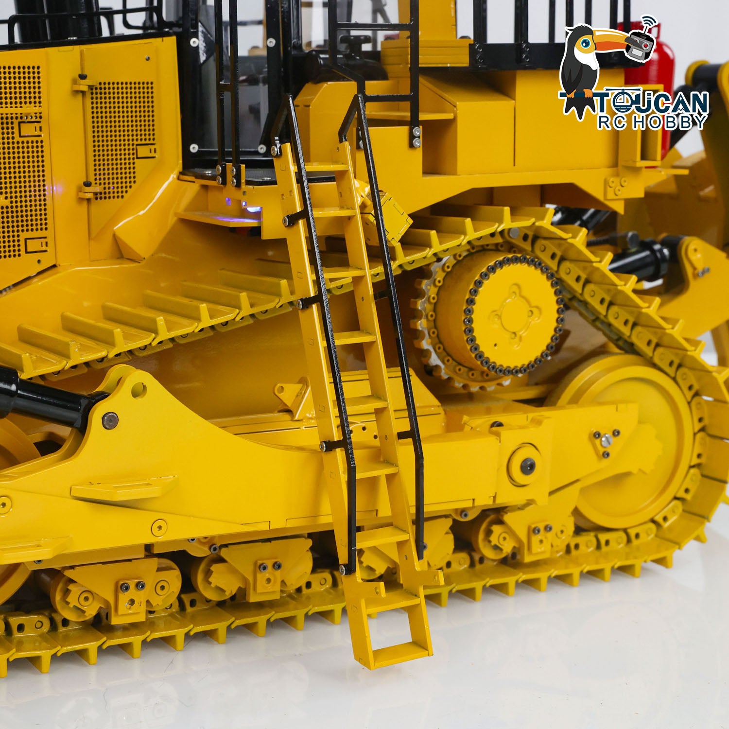 TOUCAN D11T 1/14 Metal Hydraulic RC Bulldozer electric ladder detail