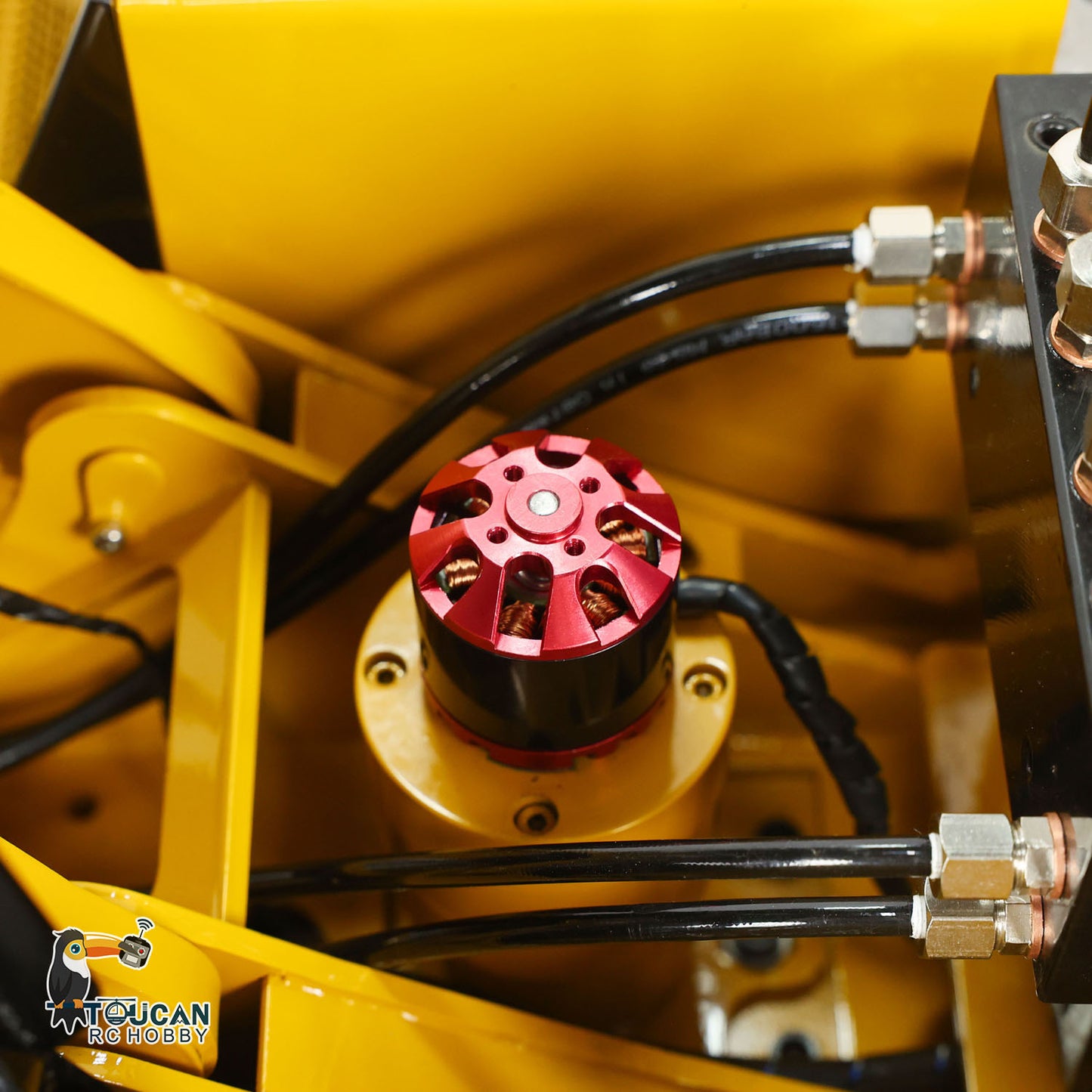 TYMX 395 1/8 Metal Hydraulic RC Excavator Heavy Duty Digger brushless motor detail