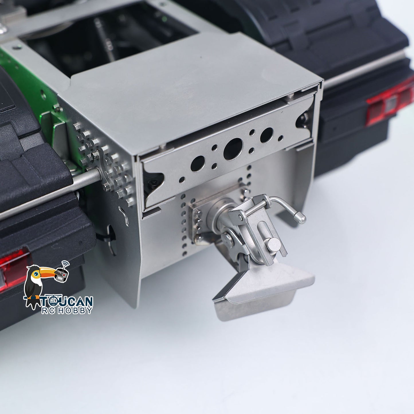 Unitru 01 3363 RC Tractor Truck Rear Detail View 