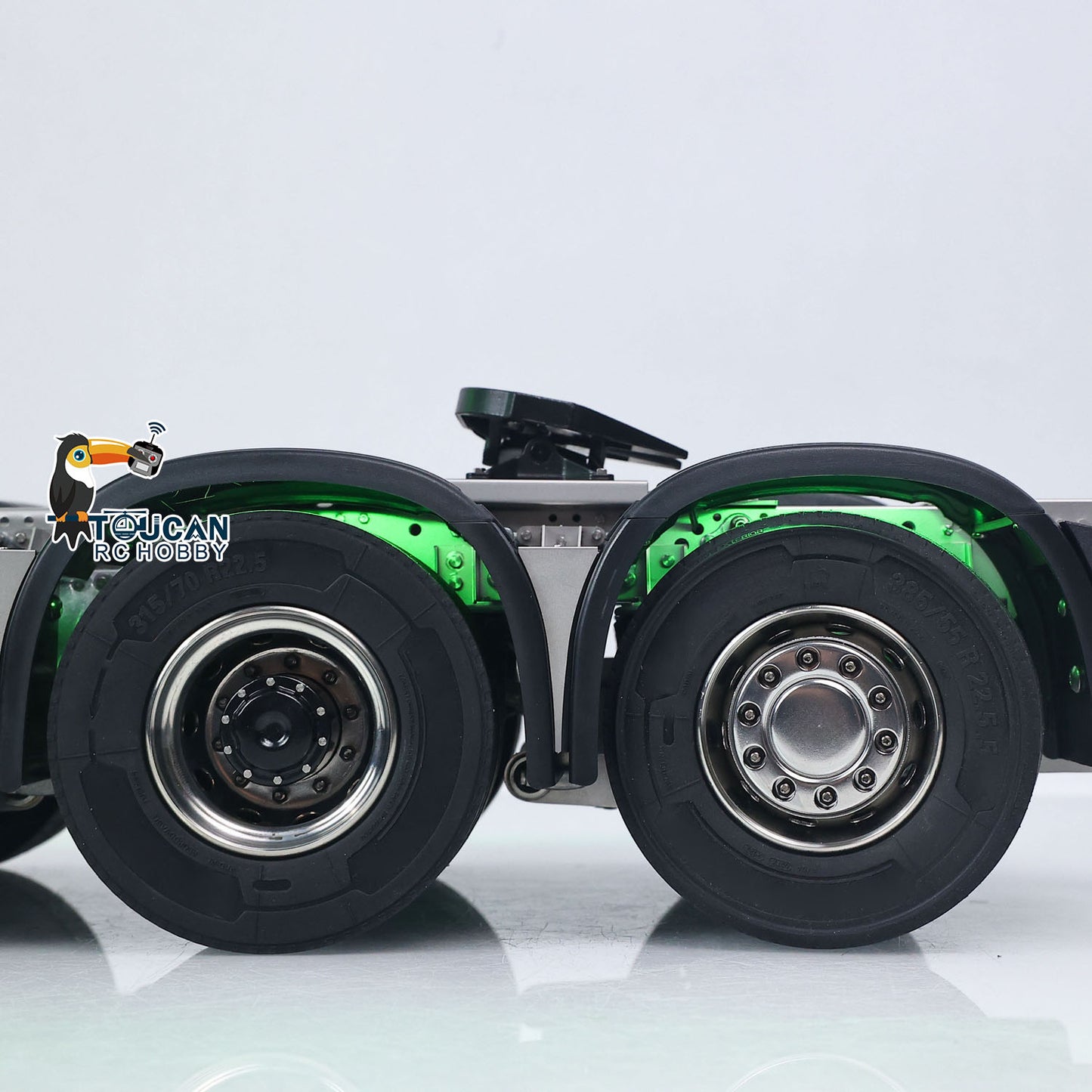 Unitru 01 3363 Wheel and Tire Assembly Detail