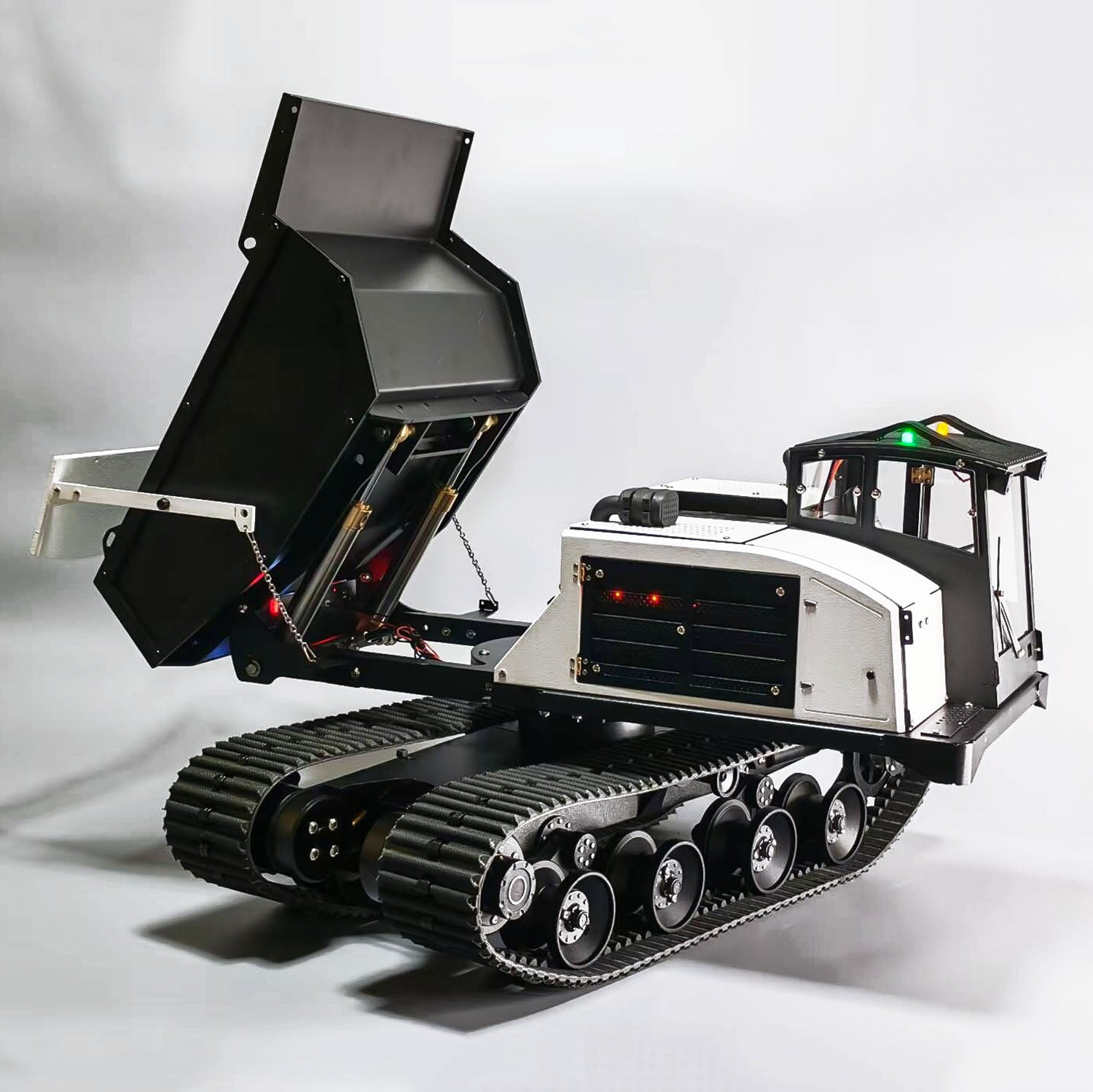 WKLC T14R 1/14 Metal RC Hydraulic Tracked Dump Truck tipping operation